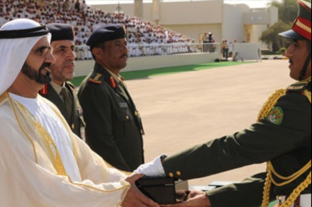 محمد بن راشد يستقبل رئيس الوزراء الجزائري