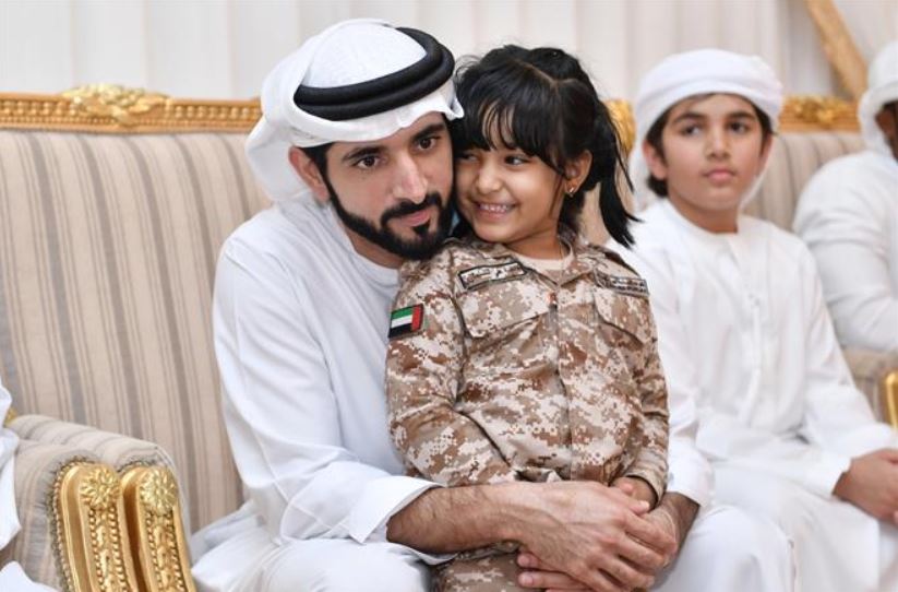 Hamdan bin Mohammed offers condolences on death of Ali Khalifa Hashel Al Mesmari