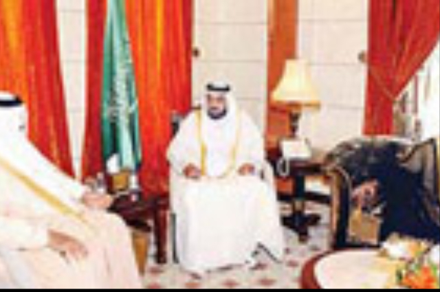 حمدان بن راشد يستقبل وزير المالية الكندي 