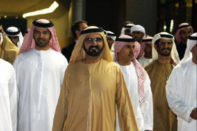 محمد بن راشد والحكام يزورون مبارك بن محمد آل نهيان 